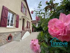 Prestigiosa casa di 178 mq in affitto Jouy-en-Josas, Francia