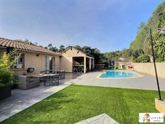 Casa di lusso in vendita a Saint-Maximin-la-Sainte-Baume Provenza-Alpi-Costa Azzurra Var