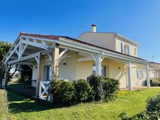 Casa di prestigio in vendita Cozes, Aquitania-Limosino-Poitou-Charentes