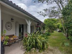 Casa di 228 mq in vendita Ludon-Médoc, Aquitania-Limosino-Poitou-Charentes