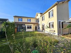 Casa di lusso in vendita a Conflans-Sainte-Honorine Île-de-France Yvelines