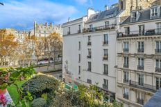 Appartamento di lusso di 95 m² in vendita Parigi, Île-de-France