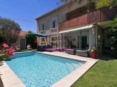 Casa di lusso in vendita a L\'Isle-sur-la-Sorgue Provenza-Alpi-Costa Azzurra Vaucluse