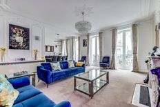 Prestigioso appartamento di 170 m² in affitto Champs-Elysées, Madeleine, Triangle d’or, Francia