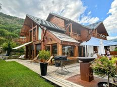 Prestigiosa casa di 134 mq in vendita Puy-Saint-Pierre, Provenza-Alpi-Costa Azzurra