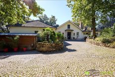 Casa di lusso in vendita a Le Plessis-Robinson Île-de-France Hauts-de-Seine