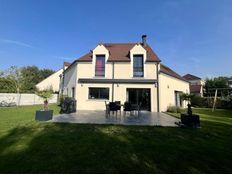 Casa di lusso di 230 mq in vendita Saint-Prix, Île-de-France