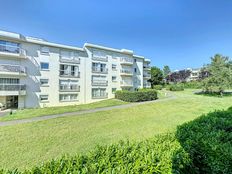 Appartamento di lusso di 82 m² in vendita Garches, Île-de-France