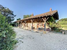 Casa di prestigio di 303 mq in vendita Saint-Étienne-sur-Reyssouze, Francia