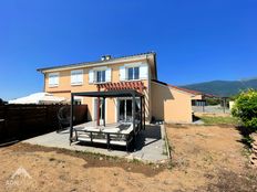 Casa di lusso in vendita a Saint-Genis-Pouilly Alvernia-Rodano-Alpi Ain