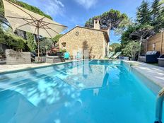 Villa in vendita Saint-Raphaël, Provenza-Alpi-Costa Azzurra