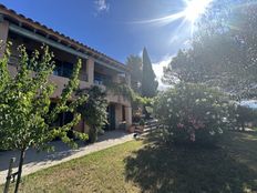 Villa in vendita a Le Val Provenza-Alpi-Costa Azzurra Var