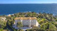 Prestigioso appartamento di 124 m² in vendita Saint-Raphaël, Francia