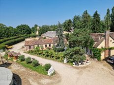 Casa di 730 mq in vendita Sens, Francia