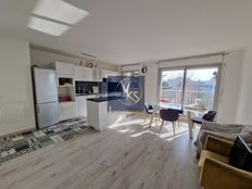 Appartamento di prestigio di 77 m² in vendita Canal Saint Martin, Château d’Eau, Porte Saint-Denis, Parigi, Île-de-France