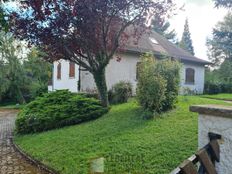 Casa di lusso di 176 mq in vendita Orcines, Francia