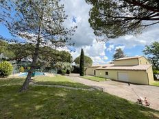 Villa in vendita a Saint-Saturnin-lès-Apt Provenza-Alpi-Costa Azzurra Vaucluse