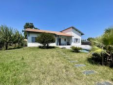 Casa di lusso in vendita a Léognan Nouvelle-Aquitaine Gironda