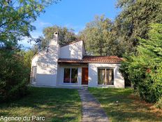 Casa di prestigio di 107 mq in vendita Royan, Francia