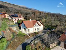 Casa di lusso in vendita a Crozet Alvernia-Rodano-Alpi Ain