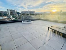 Prestigioso appartamento di 82 m² in vendita Mandelieu-la-Napoule, Francia