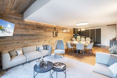 Prestigioso duplex di 100 mq in vendita Courchevel, Francia