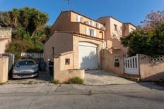 Villa in vendita a La Valette-du-Var Provenza-Alpi-Costa Azzurra Var