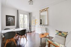 Appartamento in vendita a Montmartre, Abbesses, Grandes-Carrières Île-de-France Parigi