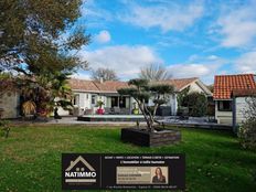 Casa di lusso in vendita a Salles Nouvelle-Aquitaine Gironda