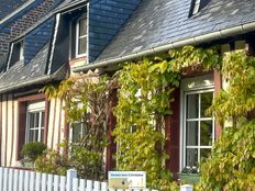 Casa di 95 mq in vendita Étretat, Francia