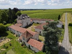 Casa di lusso in vendita a Jonzac Nouvelle-Aquitaine Charente-Maritime