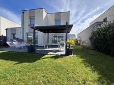 Casa di prestigio di 125 mq in vendita Marange-Silvange, Francia