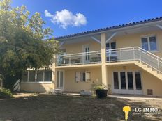 Casa di 189 mq in vendita Mortagne-sur-Gironde, Aquitania-Limosino-Poitou-Charentes