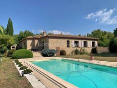 Prestigiosa villa in vendita Carpentras, Provenza-Alpi-Costa Azzurra