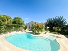 Villa in vendita a Saint-Laurent-d\'Aigouze Occitanie Gard