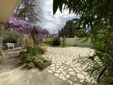 Casa di lusso in vendita a Uzès Occitanie Gard