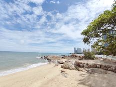 Appartamento in vendita a Pattaya Changwat Chon Buri 