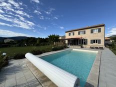 Villa in vendita a Montbrun-les-Bains Alvernia-Rodano-Alpi Drôme