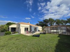 Casa di lusso in vendita a Saint-Jean-de-Monts Pays de la Loire Vandea