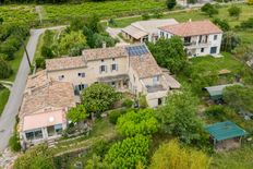 Casa di prestigio di 493 mq in vendita Malaucène, Francia