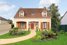 Casa di lusso di 160 mq in vendita Le Perray-en-Yvelines, Île-de-France