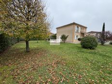 Casa di prestigio in vendita Saint-Bonnet-de-Mure, Francia