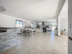 Villa in vendita a Entraigues-sur-la-Sorgue Provenza-Alpi-Costa Azzurra Vaucluse