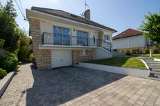 Prestigiosa casa in vendita Yerres, Francia