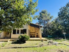 Prestigiosa casa in vendita Vaison-la-Romaine, Francia