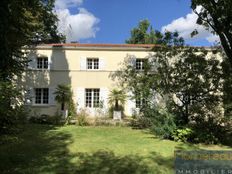 Casa di lusso in vendita a Jonzac Nouvelle-Aquitaine Charente-Maritime