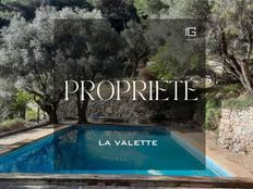 Prestigiosa casa in vendita La Valette-du-Var, Provenza-Alpi-Costa Azzurra