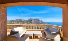 Villa in vendita a Anthéor Provenza-Alpi-Costa Azzurra Var