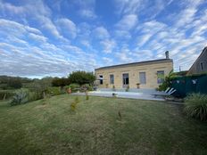 Casa di lusso di 145 mq in vendita Mombrier, Francia