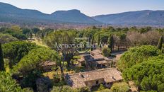 Casa di lusso in vendita a Bagnols-en-Forêt Provenza-Alpi-Costa Azzurra Var